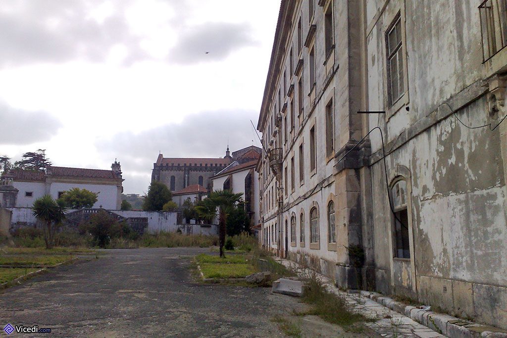 Cour derrière le monastère