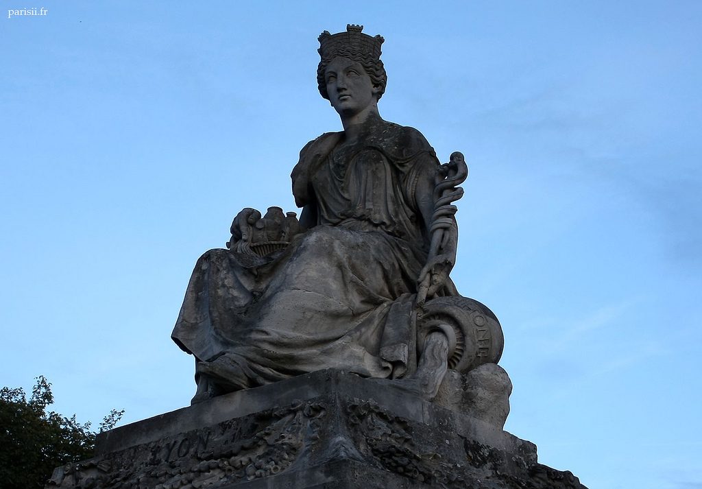 Statue de Lyon