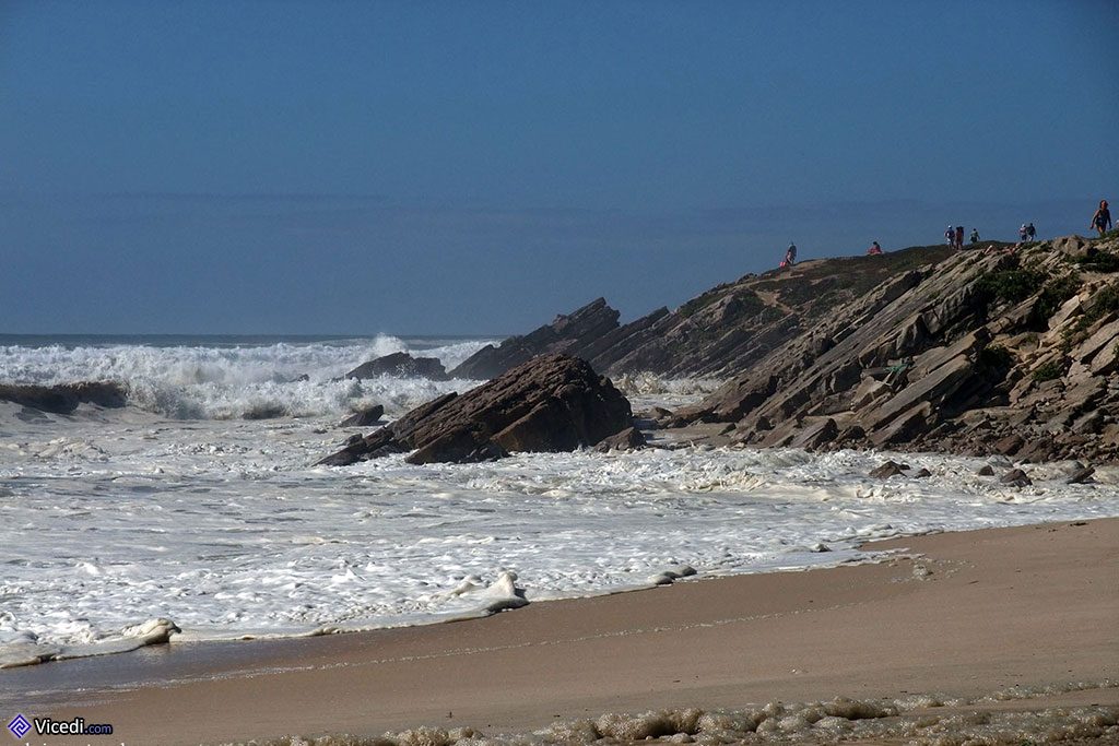 Roches et eau de mer