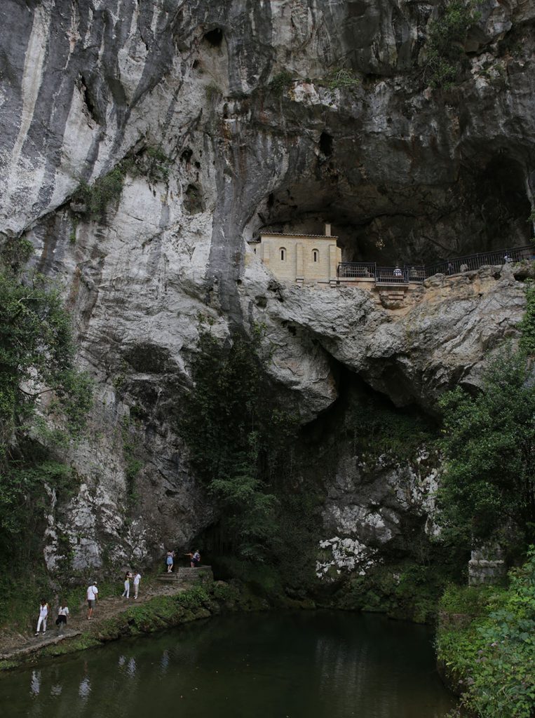 Grotte de Covadonga